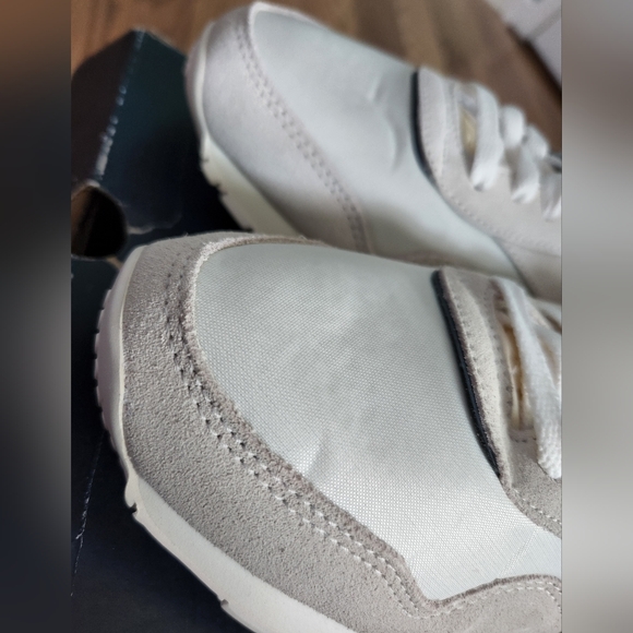 Reebok CL Nylon - Picture 7 of 17